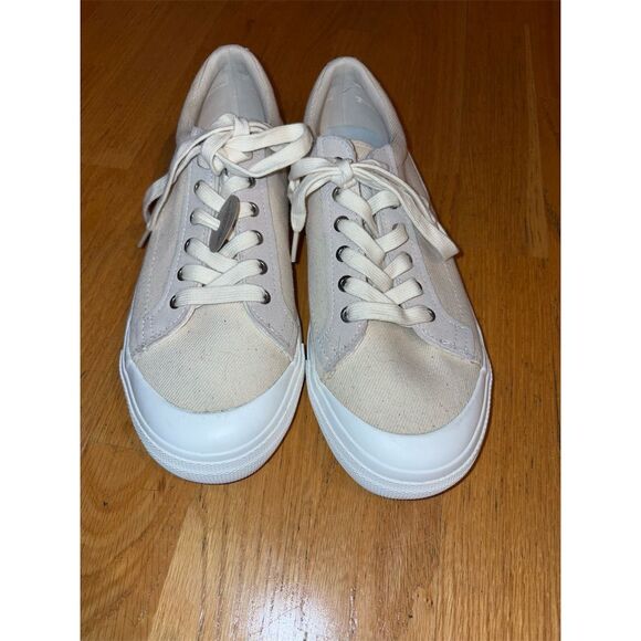 Levi’s Shoes - Levi's Women's Beige Canvas Sneakers Size 9 Standard Casual Lace-Up Shoes